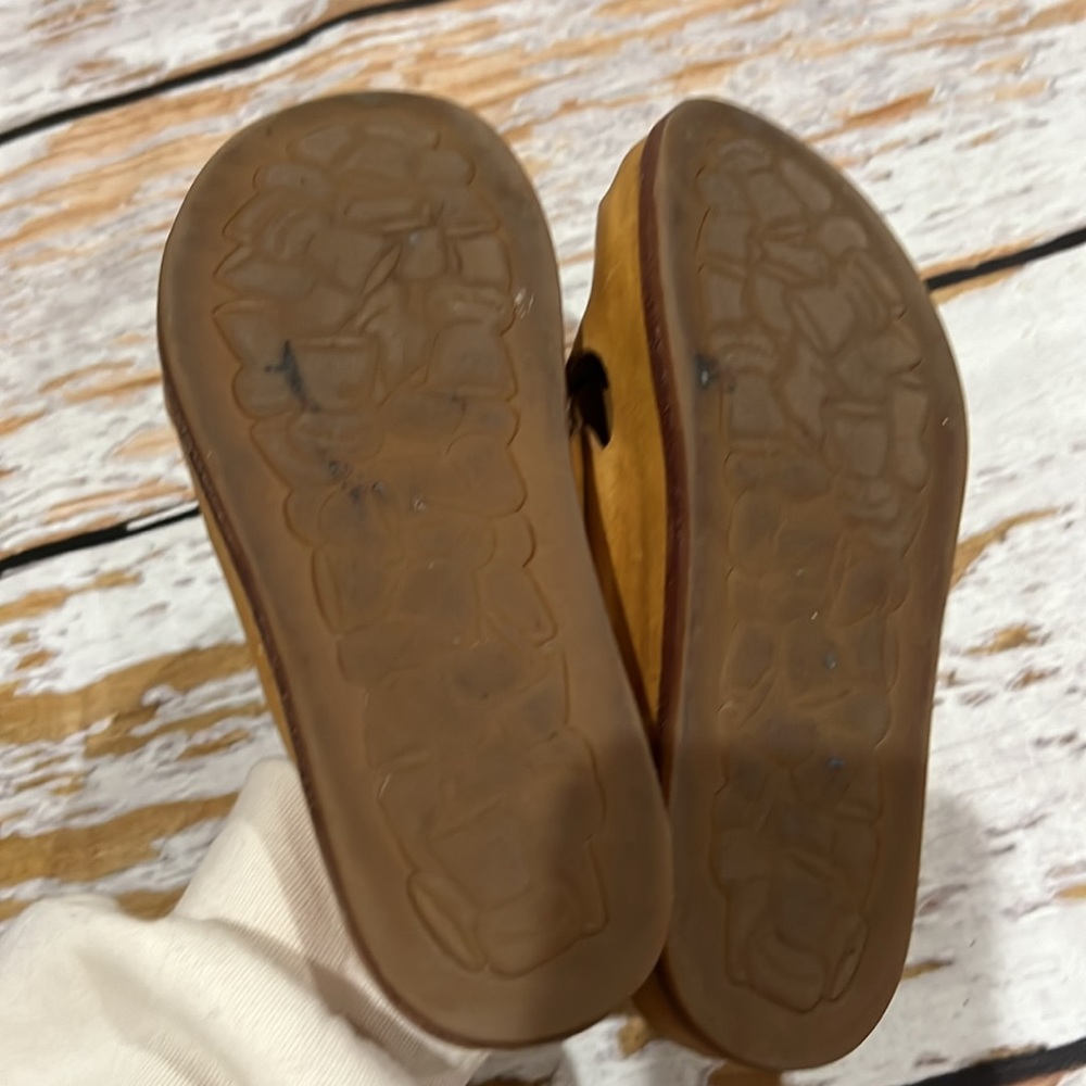 Kork ease sandal. Mustard color. - Picture 3 of 7